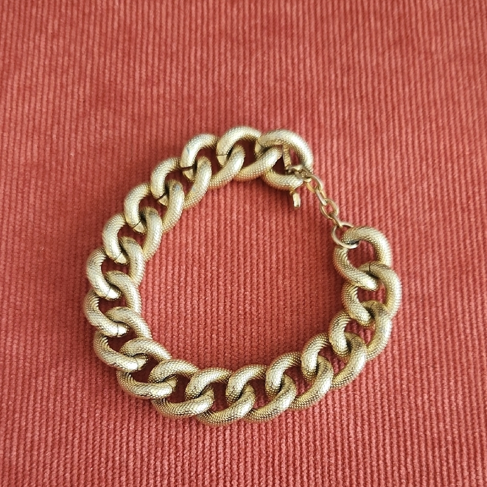 Chunky Gold Chain Bracelet